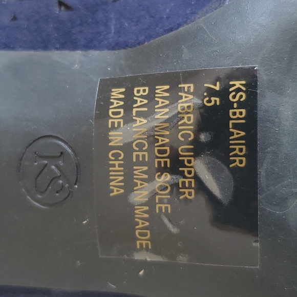 Sling Back Cut Out Navy Shoe with Rhinestones NWT - Picture 6 of 8